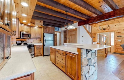 Greenville Cabin | Secluded Cabin In the Maine Woods
