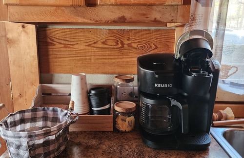 Hot Springs Cabin | Secluded cabin on 12 beautiful acres, minutes from downtown Hot Springs And AT!