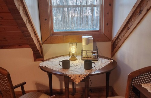 Hot Springs Cabin | Secluded cabin on 12 beautiful acres, minutes from downtown Hot Springs And AT!
