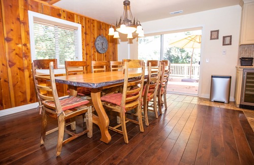 Crestline Cabin | Secluded cabin on 20 beautiful, wooded acres. Hot tub, 3 fireplaces, pool table.