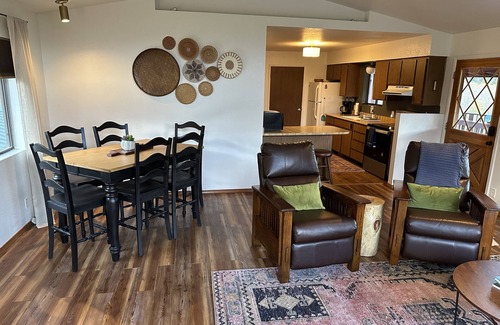 Greer Cabin | Secluded Cabin, Private Pond, Walk to Restaurants, 2 Separate Sleeping Units
