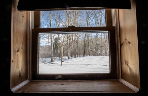 Dingmans Ferry House | Secluded Cabin with Hot Tub and 10 Acres of Woods