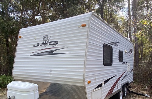 Ocklawaha House | Secluded Camper in the Woods