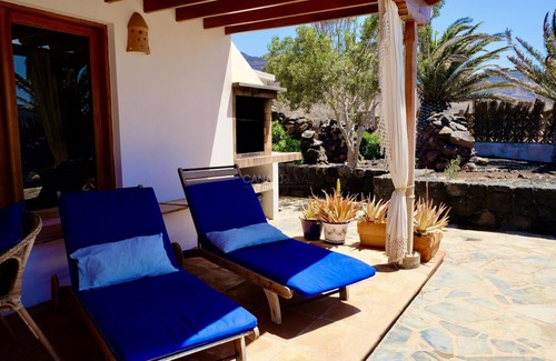 Pajara Apartment | Secluded Casa Simba: Relaxation Oasis with Private Pool and Sea View i