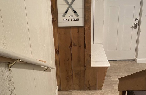 Chester Ski Chalet | Secluded Chalet. Chester, Vermont. Minutes to Okemo