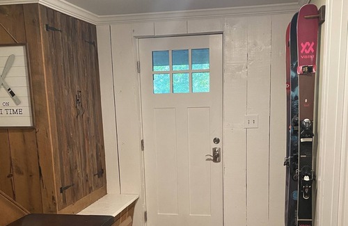 Chester Ski Chalet | Secluded Chalet. Chester, Vermont. Minutes to Okemo
