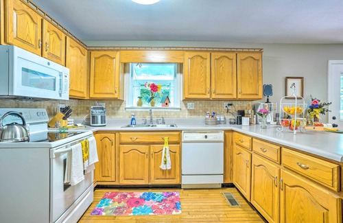 Chattanooga House | Secluded Chattanooga Getaway w/Deck + Yard!