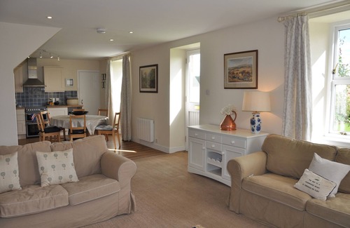 Murthly House | Secluded Cottage in Idyllic Rural Location surrounded by beautiful countryside