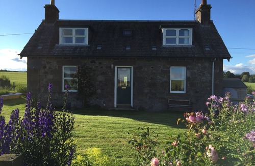 Murthly House | Secluded Cottage in Idyllic Rural Location surrounded by beautiful countryside