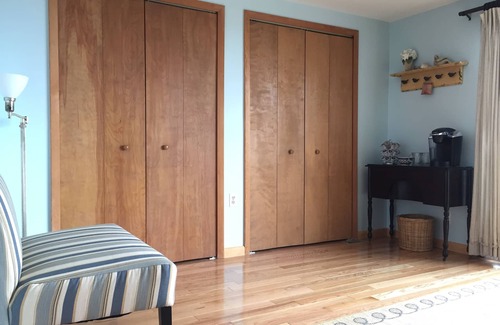 Harbor Springs Cottage | Secluded Cottage On Tunnel Of Trees w/Private Lake Michigan Beach Access