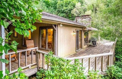 Waynesville House | Secluded Dog-Friendly Home w/Wrap-Around Deck, Fast WiFi, Deck, Gas Grill