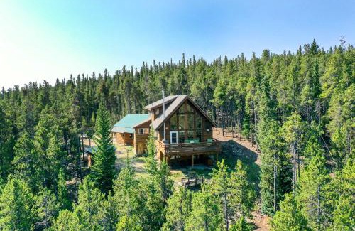 Valley of the Sun House | Secluded Fairplay Home with Hot Tub and Mountain Views