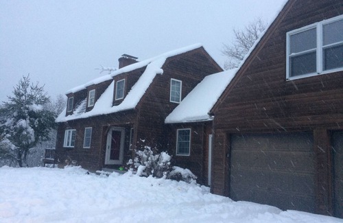 East Chatham House | Secluded Family-Friendly Home
