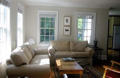 Wellfleet House | SECLUDED GEM IN THE VILLAGE - 2025 Calendar now posted