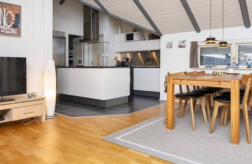 Rindby Strand House | Secluded Haven in Rindby