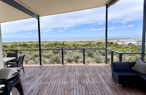 Cape Jaffa House | Secluded home, high up on the sand dunes over looking open ocean and Marina