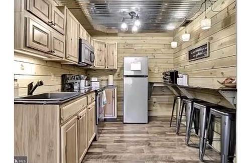 Wardensville House | Secluded, Hot Tub, Gameroom, Fire Pit, Mountain View