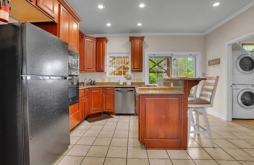 Cocolamus House | Secluded House | Hot Tub and Pool | Espresso Bar