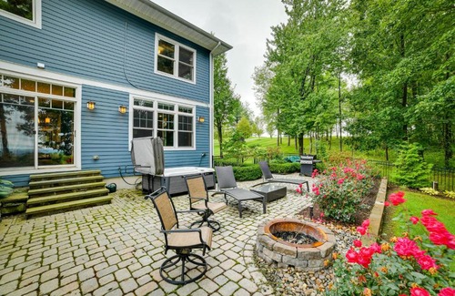 Ithaca House | Secluded Ithaca Home with Hot Tub about 5 Mi to Cornell!