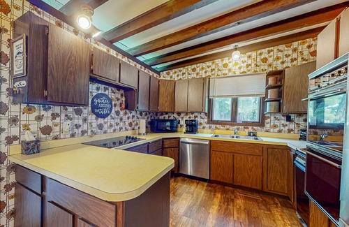 Land O Lakes House | Secluded lakefront home w/private dock, fireplace, & outdoor firepit - dogs OK