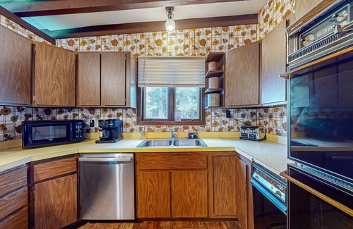 Land O Lakes House | Secluded lakefront home w/private dock, fireplace, & outdoor firepit - dogs OK