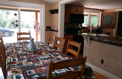 Wilmington House | Secluded Lodge near Whiteface Mountain & Adirondack Wildlife Refuge with Hot Tub