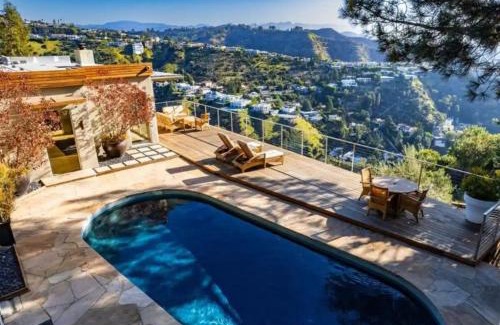 Hollywood Hills West Villa | Secluded Luxury Hollywood Hills Retreat