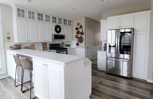 Holland House | Secluded Luxury Retreat Near Lake Michigan, Holland State Park, Lake Macatawa