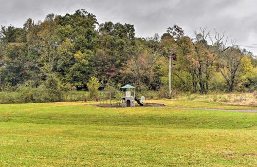 Morganton House | Secluded Morganton Tiny Home with Grills!
