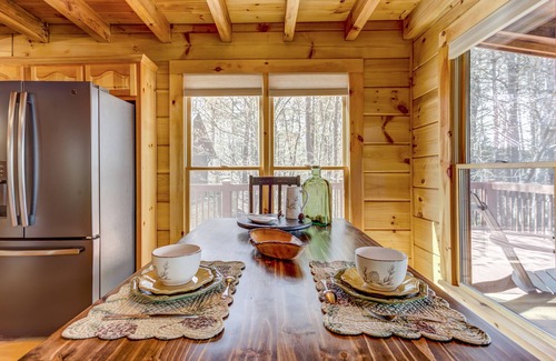Mineral Bluff Cabin | Secluded mountain cabin w/a private hot tub, & multiple decks