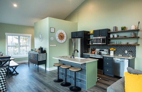 Dahlonega House | Secluded, Mountain View, Hot Tub, Dahlonega, Wineries & Hiking
