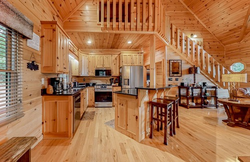 Foxfire Estates Cabin | Secluded mtn-view cabin with private hot tub, fireplaces, firepit, grill, deck