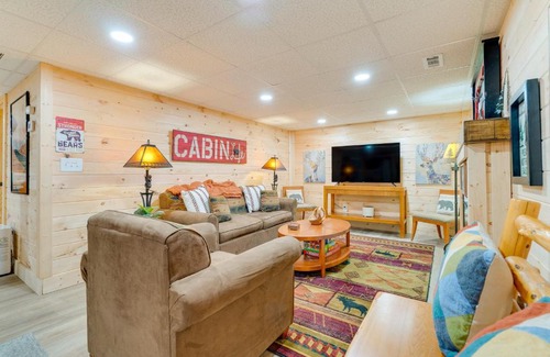 Murphy Apartment | Secluded Murphy Vacation Rental with Private Hot Tub
