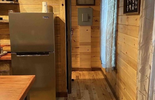 Jasper Cabin | Secluded off grid cabin located on mountain ridge looking down beautiful valley