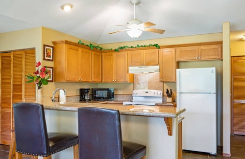 Royal Hawaiian Estates House | Secluded, Quiet Escape Close to National Park on 3 acres
