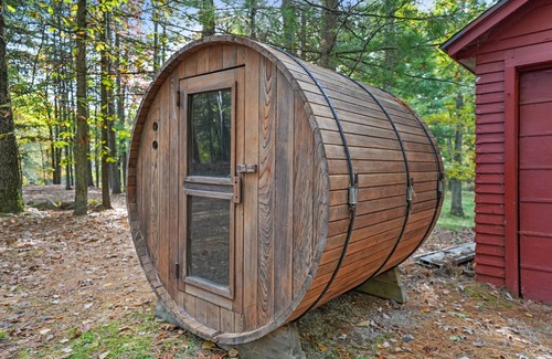 Evart Cabin | Secluded Riverfront Cottage | Sauna, Fire & Kayaks