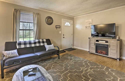 Rossville House | Secluded Rossville Retreat: 6 Miles to Chattanooga