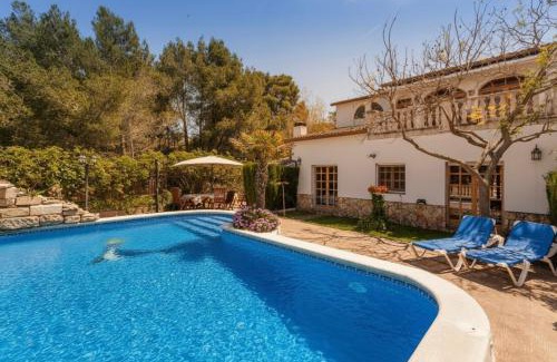 Castellet i la Gornal House | Secluded Rural Villa - Pool, BBQ & Nature