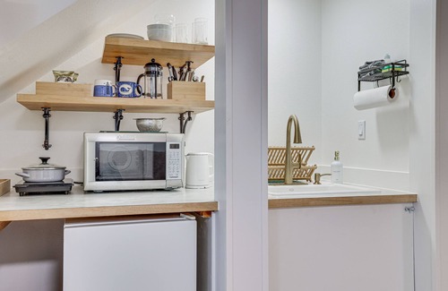 Adelma Beach Apartment | Secluded Washington Studio on Olympic Peninsula!