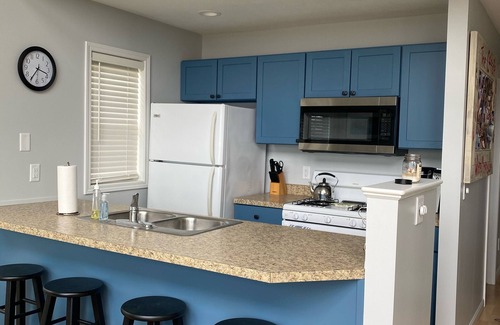Arcadia House | Secluded Waterfrnt Beach on Upper Herring ~ AC ~ All Sports ~ Stunning Sunsets!