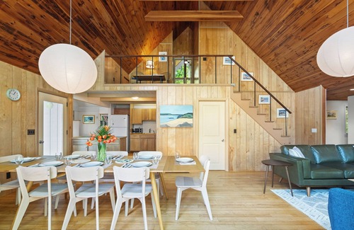 Wareham House | Secluded Waterfront Retreat for 8 - Private Dock, Water Views & Game Room