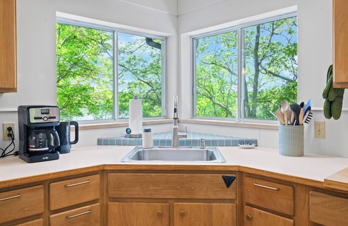 Wareham House | Secluded Waterfront Retreat for 8 - Private Dock, Water Views & Game Room