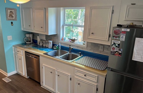 Tranquil Harbour House | Second Chances: Short distance to the surf!