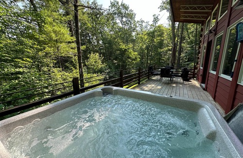 Stanardsville Cabin | Second Wind | 0 Bed, 1 Bath