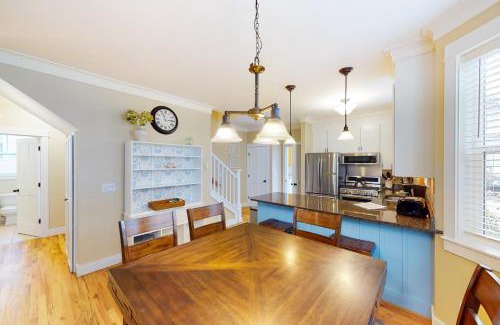 Olivia Beach House | Second Wind