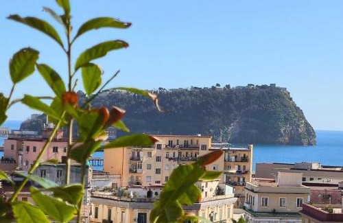 Bagnoli House | Seconda Stella a Destra