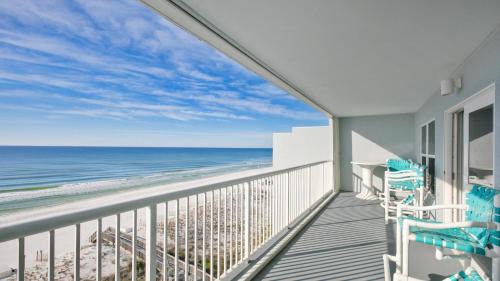Fort Walton Beach Apartment | Secret Agents Welcome Gulf Views at The Islander 7007