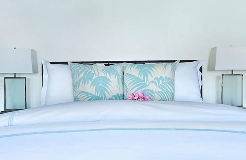 Kilauea House | Secret Beach Estate: beach access, pool, tennis, spa, Chef's kitchen TVR# 4231