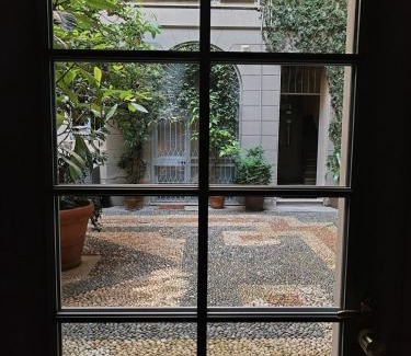 Centro Storico Apartment | Secret Courtyard Milano