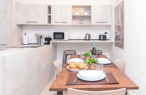 Portisco Apartment | Secret Garden House